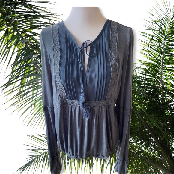 American Rag Peasant Top - Picture 2 of 5